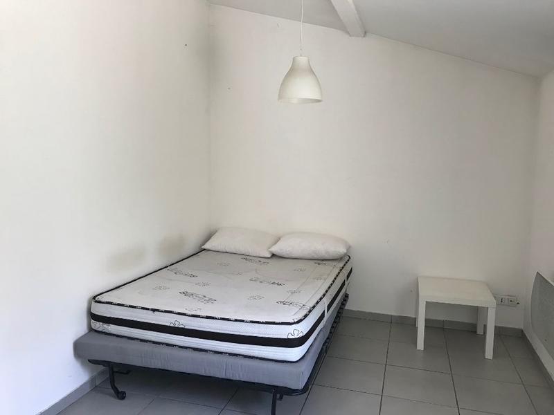 Studio - 18 m² - 1 pièce