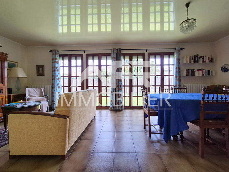 Maison - 90 m² - 5 pièces