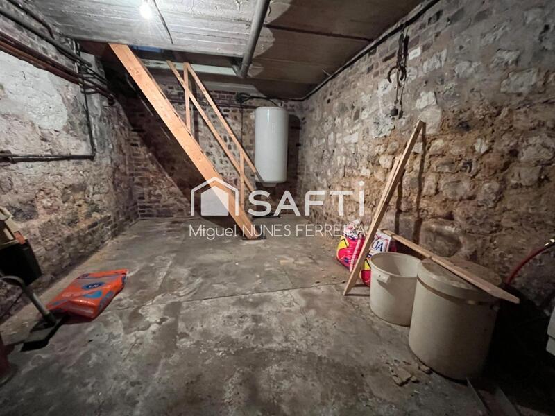 Maison - 86 m² - 5 pièces