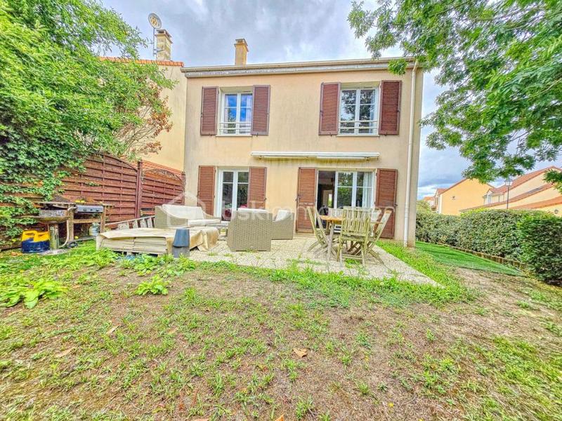 Maison - 105 m² - 6 pièces