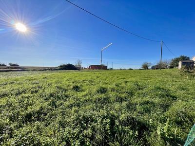 Terrain constructible - 11 232 m²