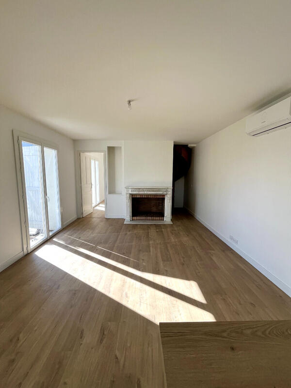 Maison - 84 m² - 4 pièces