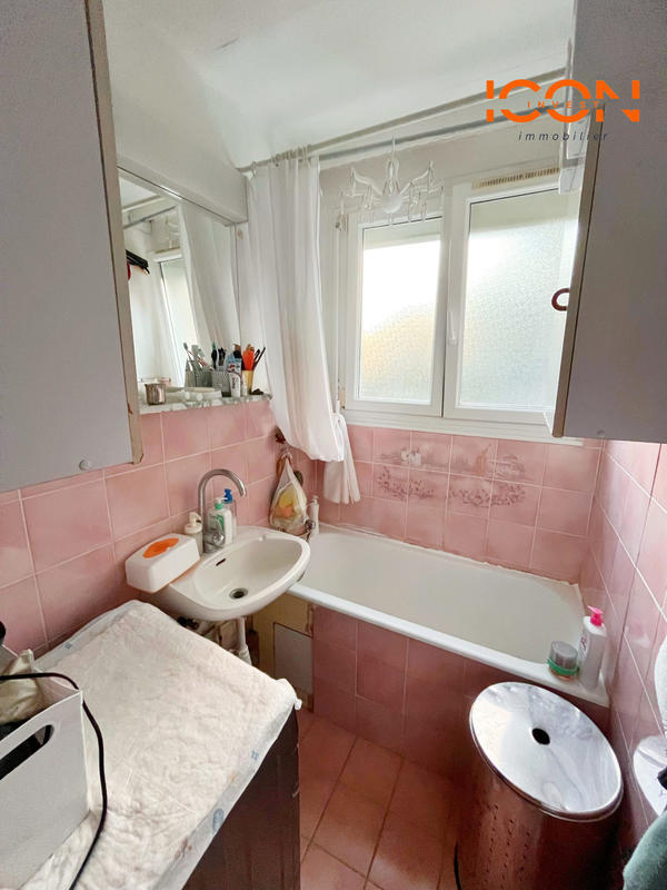 Appartement - 64 m² - 4 pièces