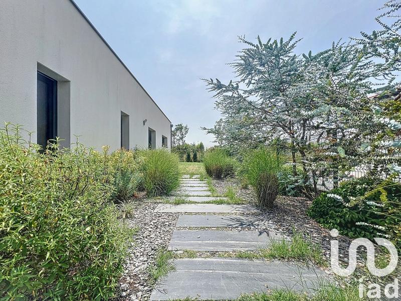 Maison - 104 m² - 5 pièces