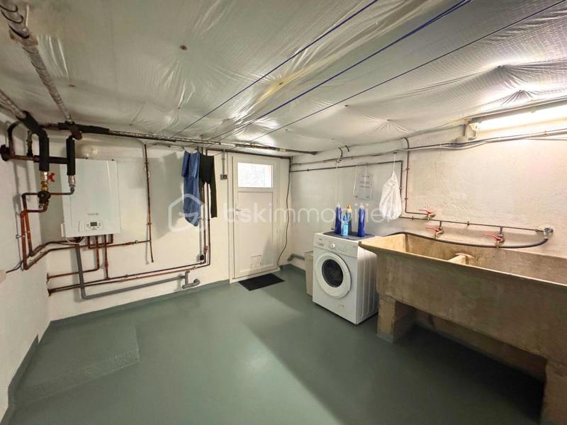 Maison traditionnelle - 125 m² - 4 pièces