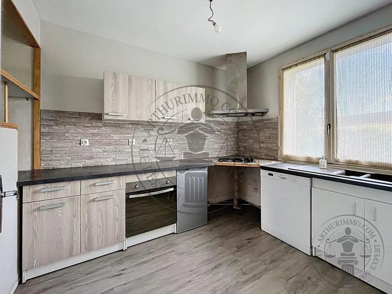 Maison - 77 m² - 4 pièces