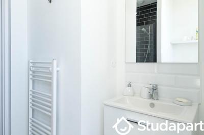 Chambre - 124 m² - 1 pièce