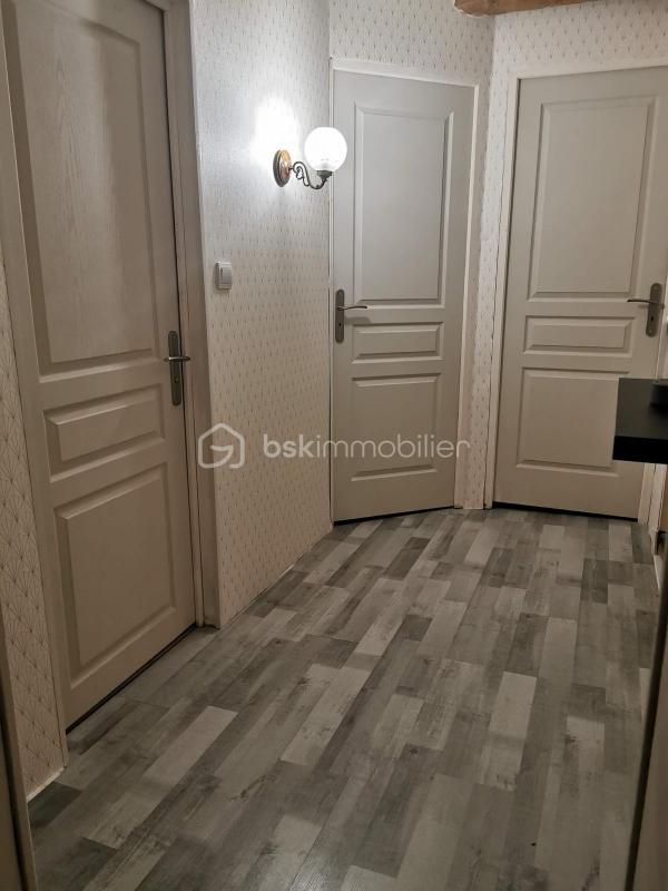 Maison en pierre - 224 m² - 8 pièces