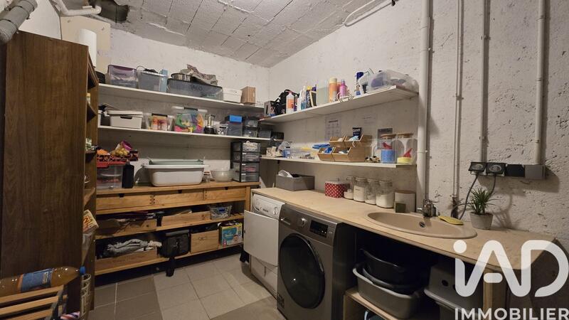 Maison - 200 m² - 5 pièces