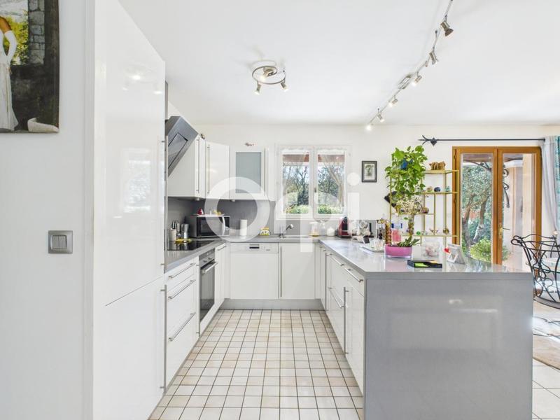 Maison - 130 m² - 4 pièces