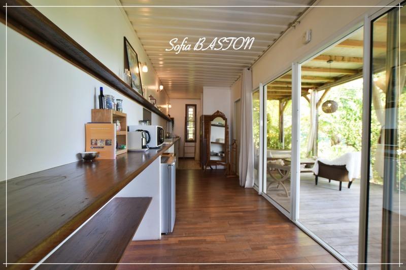 Maison - 241 m² - 10 pièces