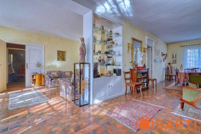 Villa - 269 m² - 12 pièces