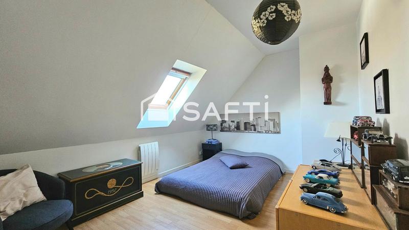 Maison - 94 m² - 5 pièces