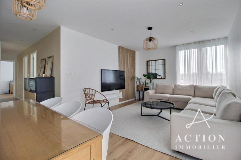 Appartement - 83 m² - 4 pièces