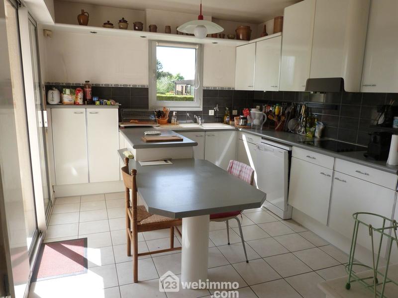 Maison - 191 m² - 6 pièces