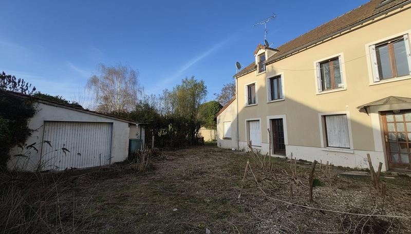 Maison traditionnelle - 172 m² - 9 pièces