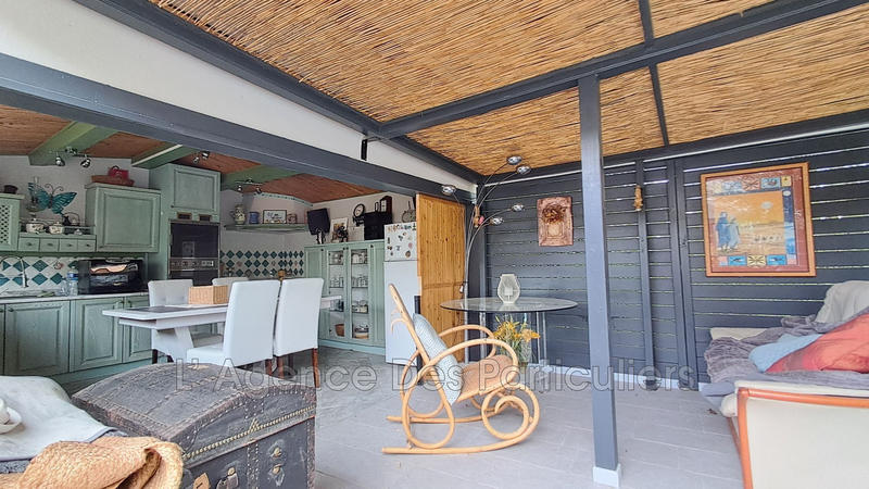 Maison - 223 m² - 8 pièces