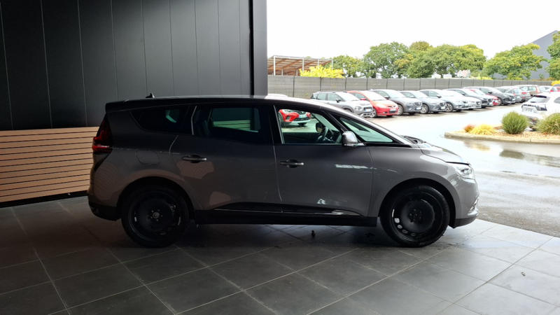 Renault Grand Scénic III Evolution TCe 140