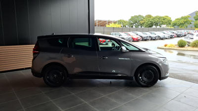 Renault Grand Scénic III Evolution TCe 140