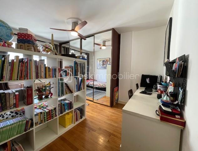 Appartement - 100 m² - 4 pièces