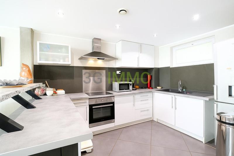 Appartement - 92 m² - 4 pièces