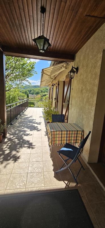 Maison - 144 m² - 5 pièces