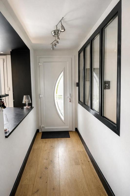 Maison - 177 m² - 7 pièces