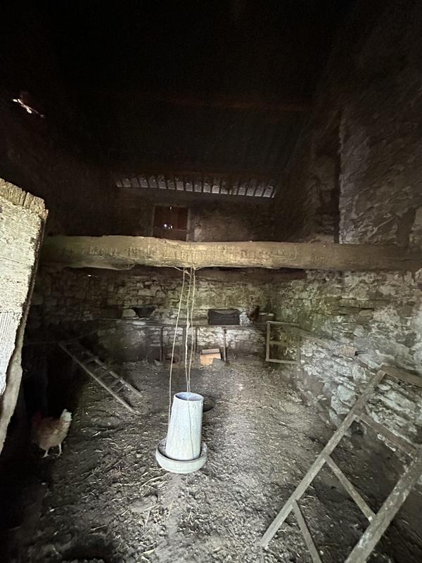 Maison - 300 m² - 5 pièces