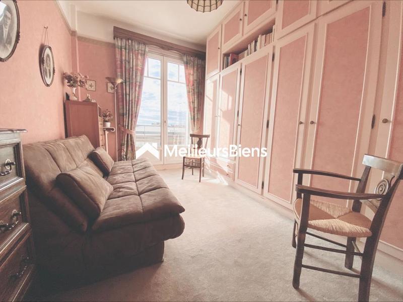 Appartement ancien - 98 m² - 5 pièces