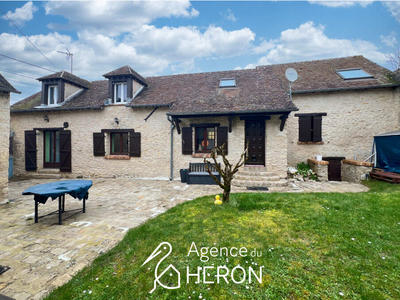 Propriété - 137 m² - 5 pièces