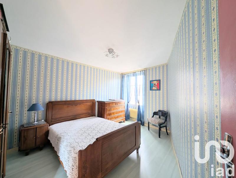 Maison - 168 m² - 8 pièces