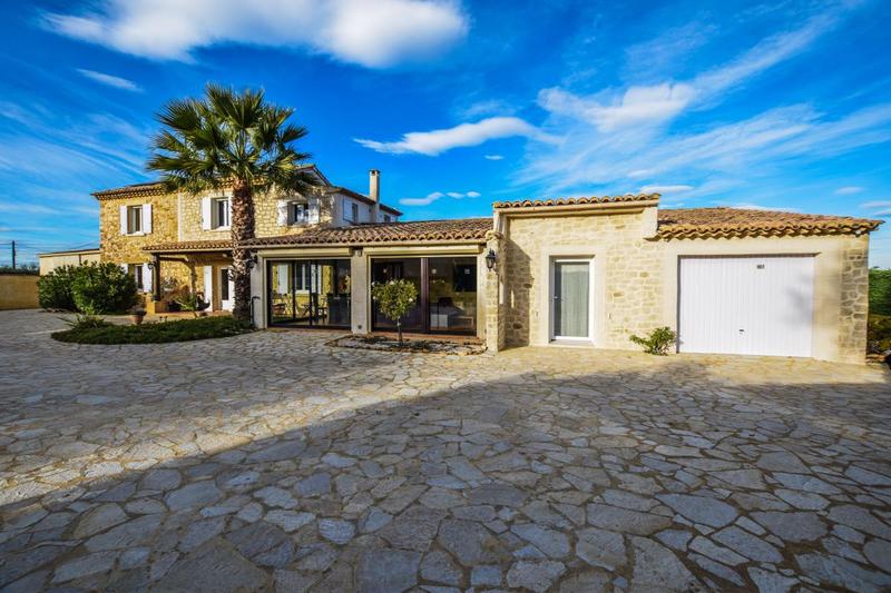 Maison - 183 m² - 6 pièces