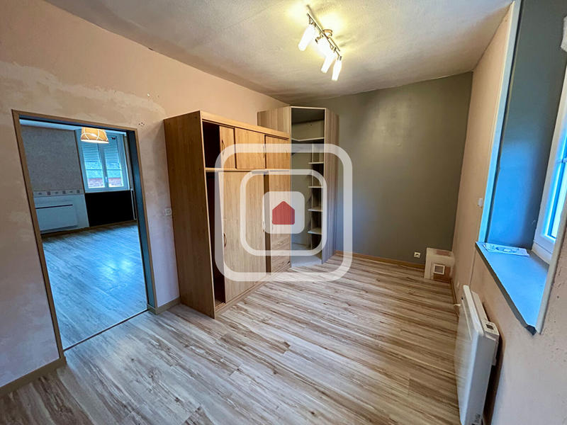 Maison - 211 m² - 8 pièces