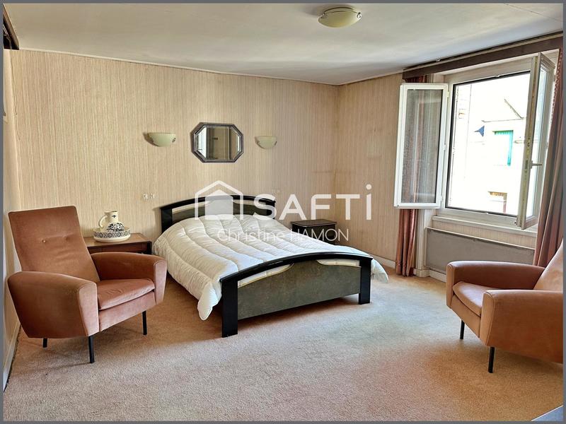 Maison - 146 m² - 4 pièces