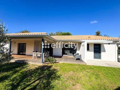 Maison - 130 m² - 4 pièces