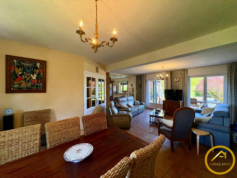 Maison - 158 m² - 1 pièce