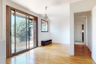 Maison - 170 m² - 8 pièces