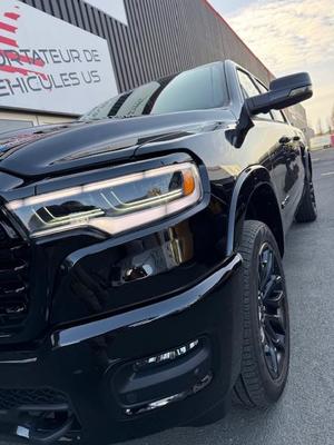 Dodge Ram 1500 Crew Limited Night Edition Rambox 2025