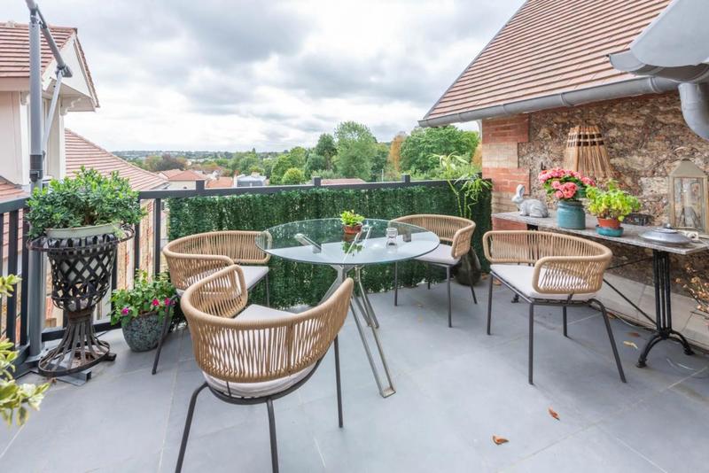 Appartement - 120 m² - 4 pièces