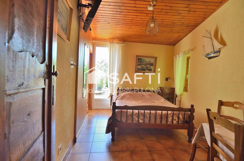 Maison - 231 m² - 13 pièces