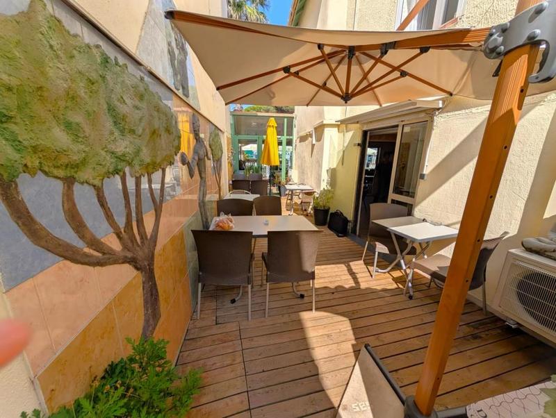 Appartement - 230 m² - 12 pièces