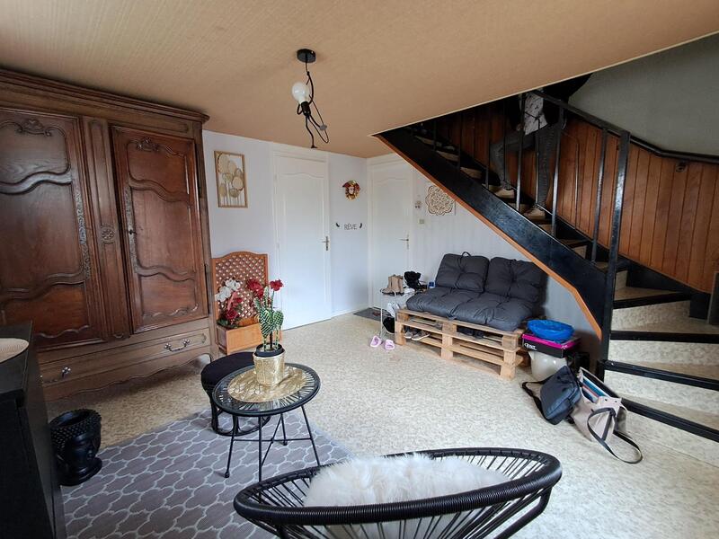 Maison - 117 m² - 9 pièces