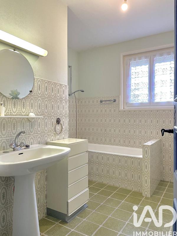 Maison - 111 m² - 6 pièces