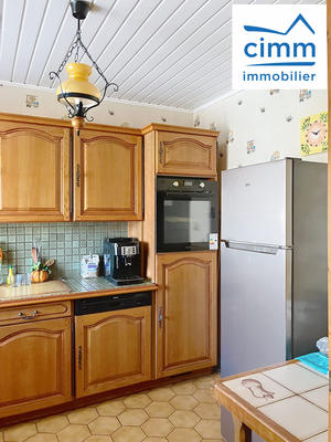 Maison - 95 m² - 5 pièces