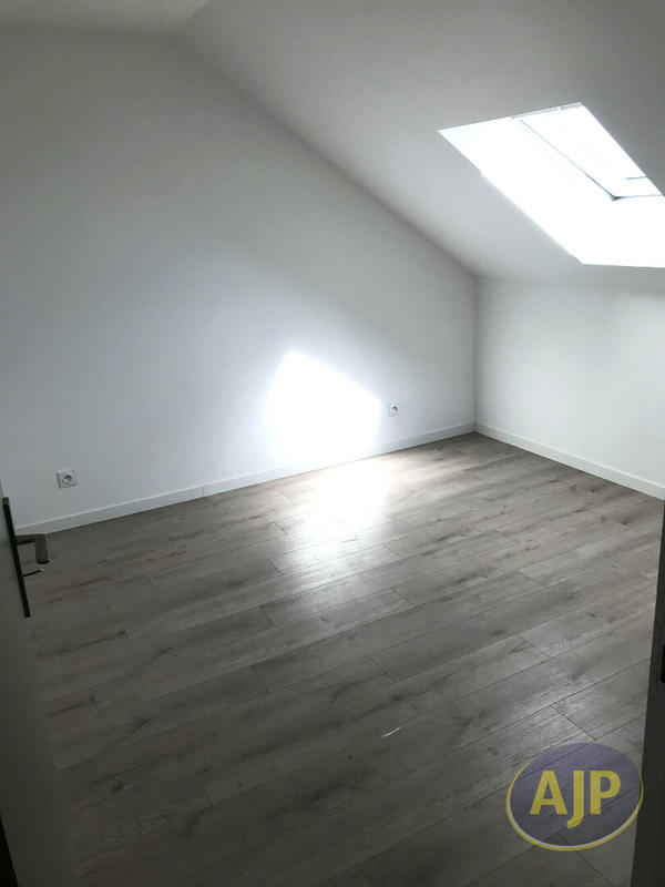 Maison - 74 m² - 3 pièces