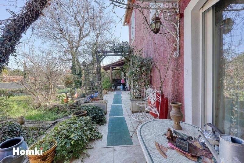 Villa - 324 m² - 8 pièces