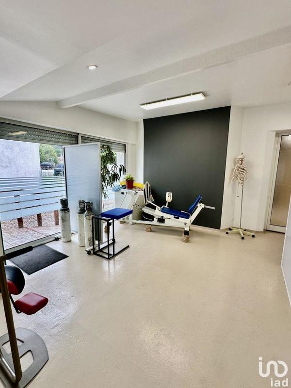 Local commercial - 200 m²