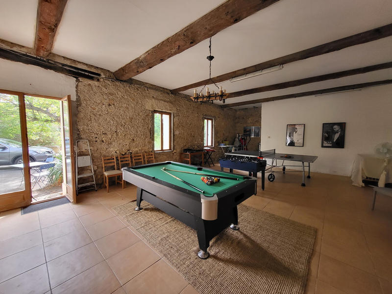 Maison - 436 m² - 15 pièces