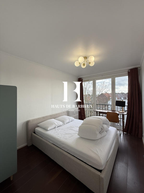 Appartement - 85 m² - 4 pièces