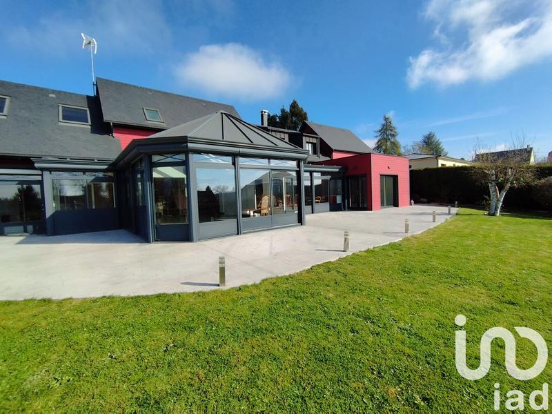 Maison - 427 m² - 14 pièces